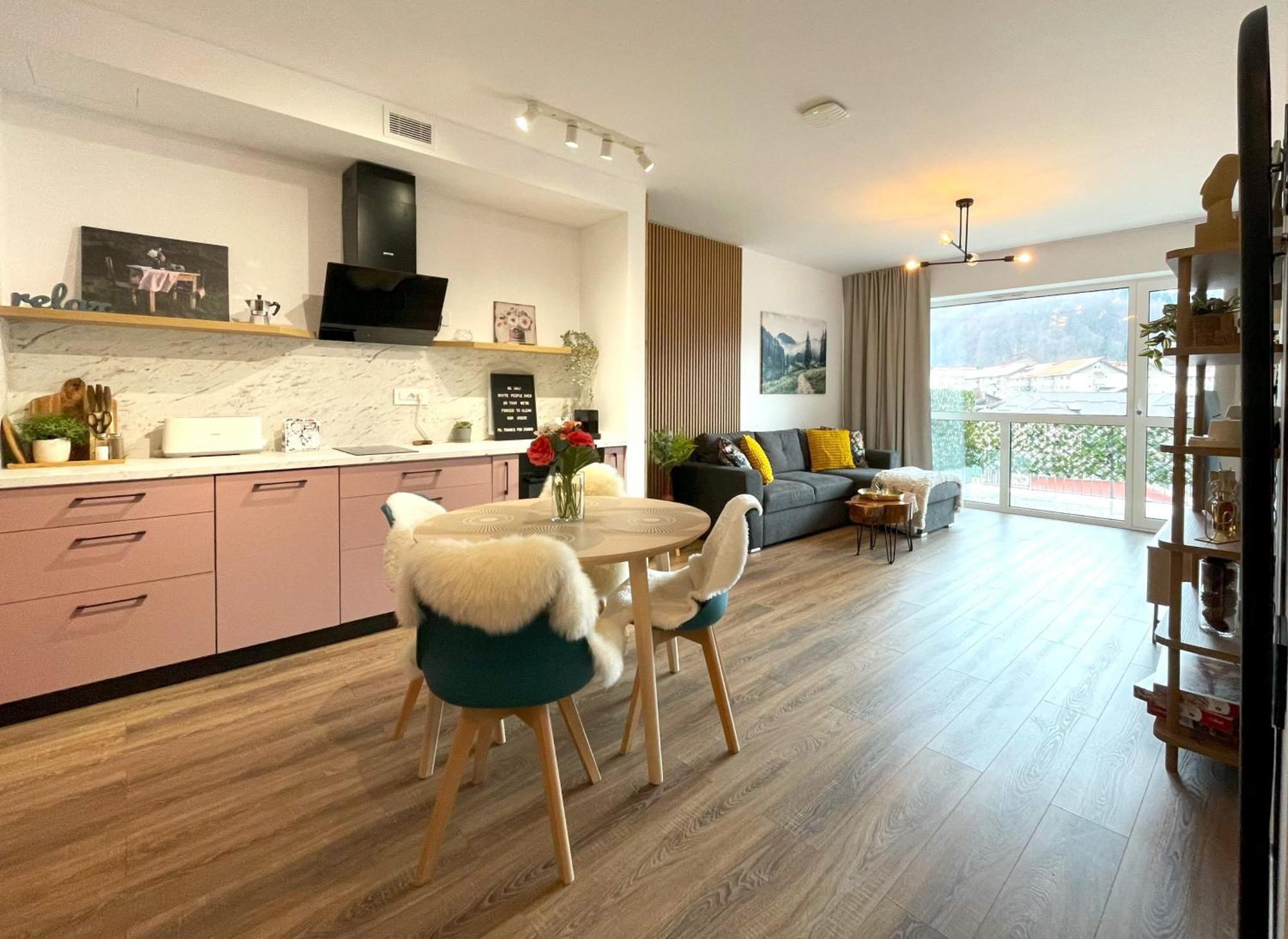 Rosewood Boutique Apartment Sinaia Luaran gambar